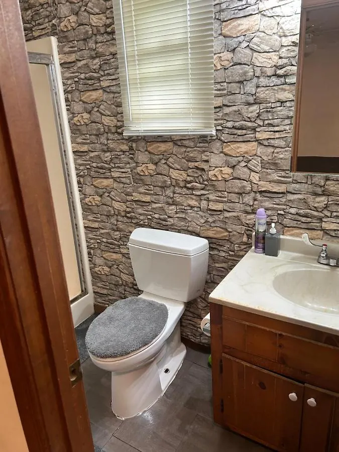 2Bd Midtown Rancher Near Airport Sandston