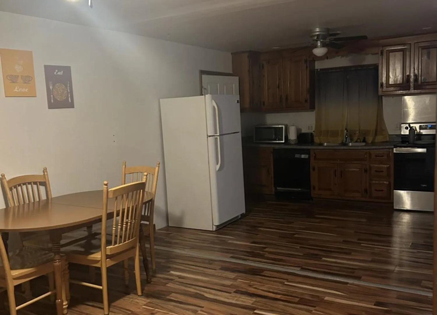 2Bd Midtown Rancher Near Airport Sandston United States